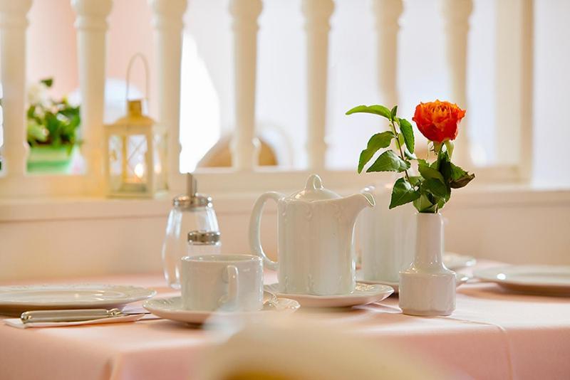 Hotel Heuboden Умкирх Экстерьер фото